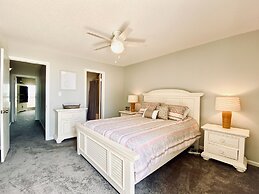 Summer House West 206B by ALBVR