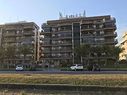 Apartamento de Frente para Praia