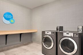 Tru by Hilton Cedar Rapids Westdale