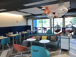 Tru by Hilton Cedar Rapids Westdale