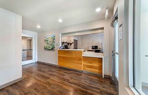 Extended Stay America Select Suites Deerfield Beach