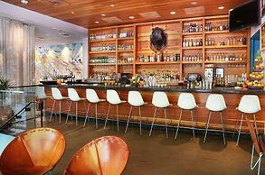 Oakwood at Amli on 2nd