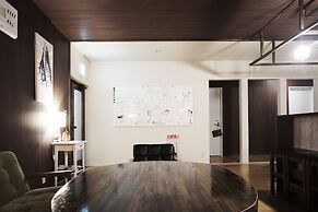 GUESTHOUSE 66 - Hostel