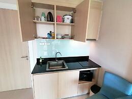 Grande Caribbean Condo by Somphong