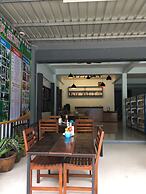 Khao Sok Secret - Hostel