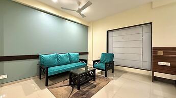 Hotel Sadhana Executive