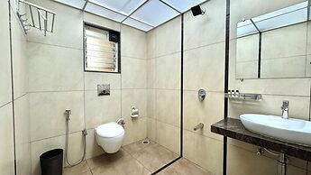 Hotel Sadhana Executive