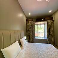 Hotel Sadhana Executive