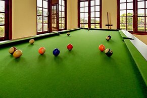 Hotel Sadhana Executive