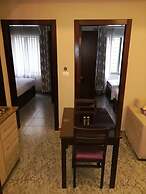 Shams al weibdeh hotel apartment