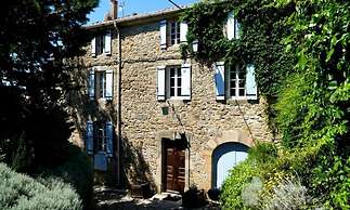 Chateau d'Olmet Guesthouse