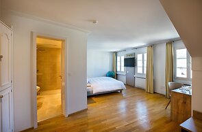 Hotel Kreuz by b_smart