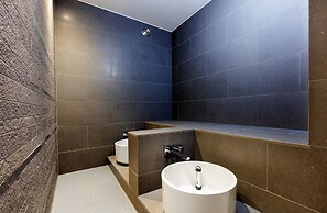 Hotel Kreuz by b_smart