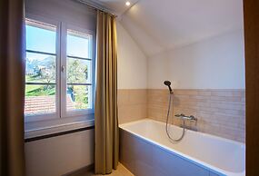 Hotel Kreuz by b_smart