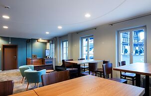 Hotel Kreuz by b_smart