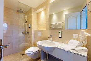 Hotel Kreuz by b_smart