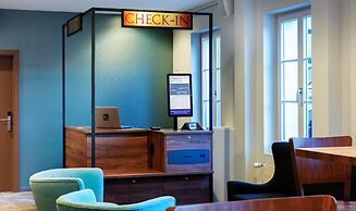 Hotel Kreuz by b_smart