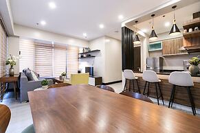 Artemis Place Makati Hotel