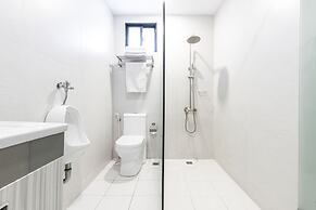 Artemis Place Makati Hotel