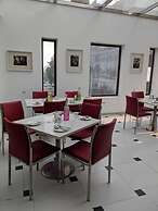 Keys Lite by Lemon Tree Hotels, Mayfield, Gurgaon