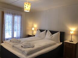 Spinas Gasthaus Val Bever - Hostel