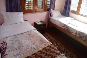 Galaxy Inn Guest House