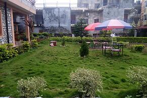 Galaxy Inn Guest House