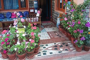 Galaxy Inn Guest House