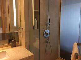 Checkinn Business Apartment-Poly World