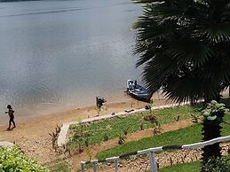 Ruhondo Beach Resort