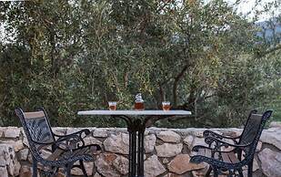 Georgia's Houses - Melitzanakia