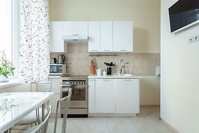 Kotelnicheskaya Royal Tower