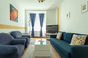 Kotelnicheskaya Royal Tower