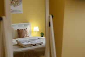 Kotelnicheskaya Royal Tower