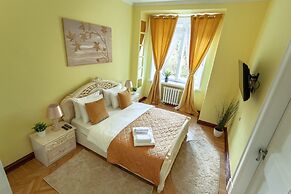 Kotelnicheskaya Royal Tower