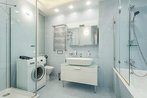 Kotelnicheskaya Royal Tower