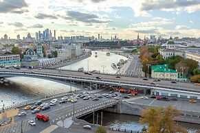 Kotelnicheskaya Royal Tower