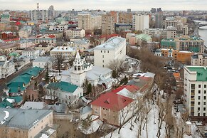 Kotelnicheskaya Royal Tower