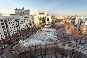 Kotelnicheskaya Royal Tower