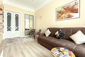 Kotelnicheskaya Royal Tower