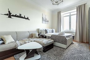 Kotelnicheskaya Royal Tower