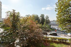 Kotelnicheskaya Royal Tower