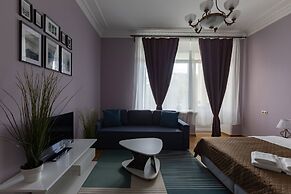 Kotelnicheskaya Royal Tower