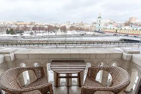 Kotelnicheskaya Royal Tower