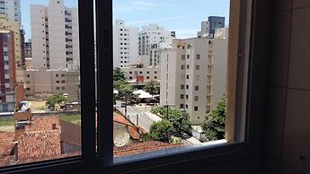 Apto alto padrão com piscina