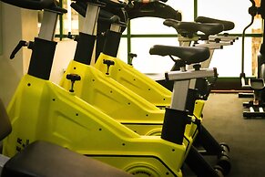 Highlands Suites Hotel