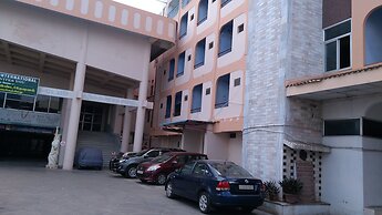 Hotel Chanma International