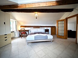 Romantica Mansarda Pisano