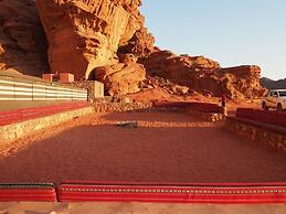 Wadi Rum Candles Camp