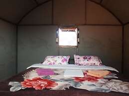 Wadi Rum Candles Camp